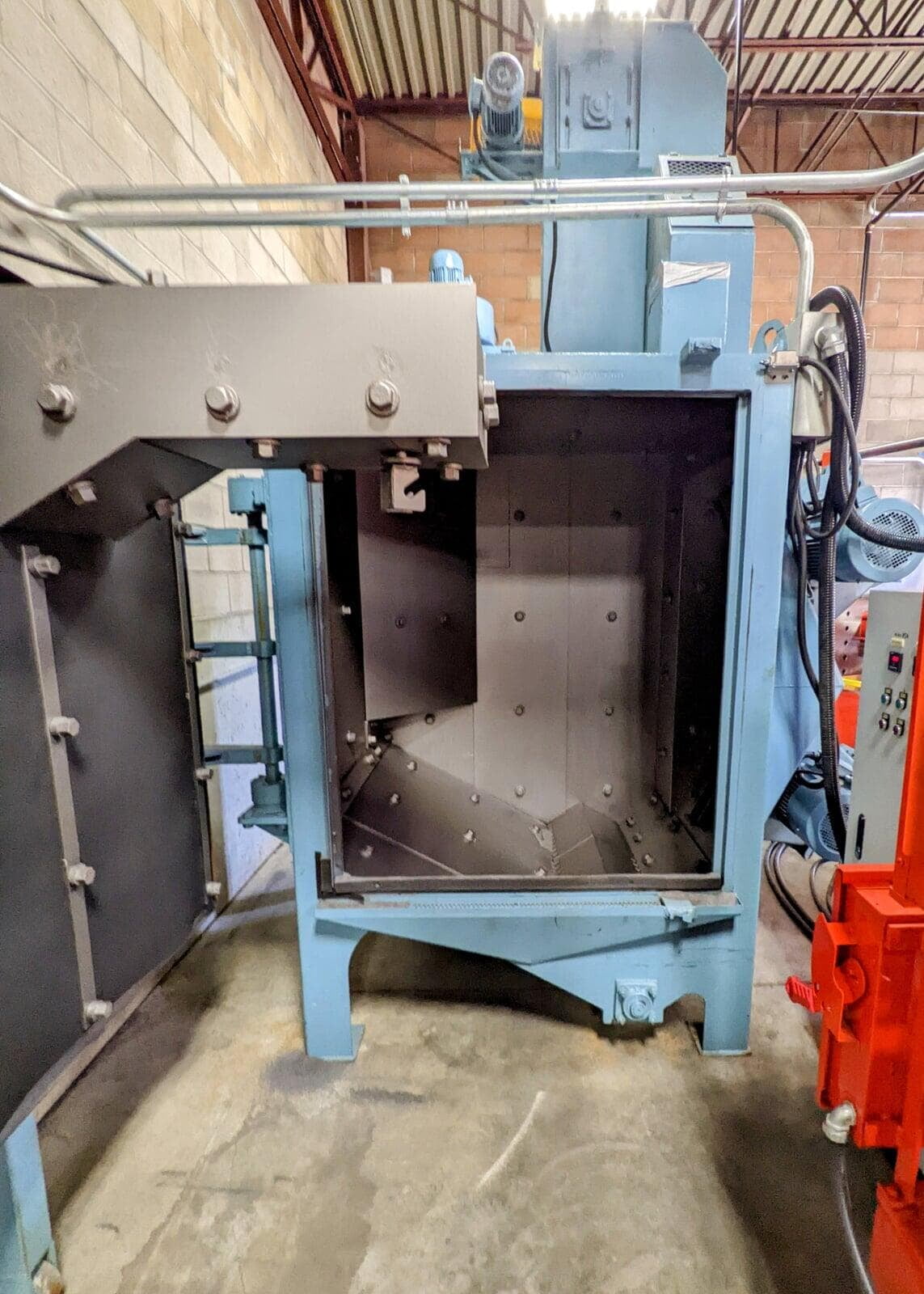 Small Spinner Hanger Blast