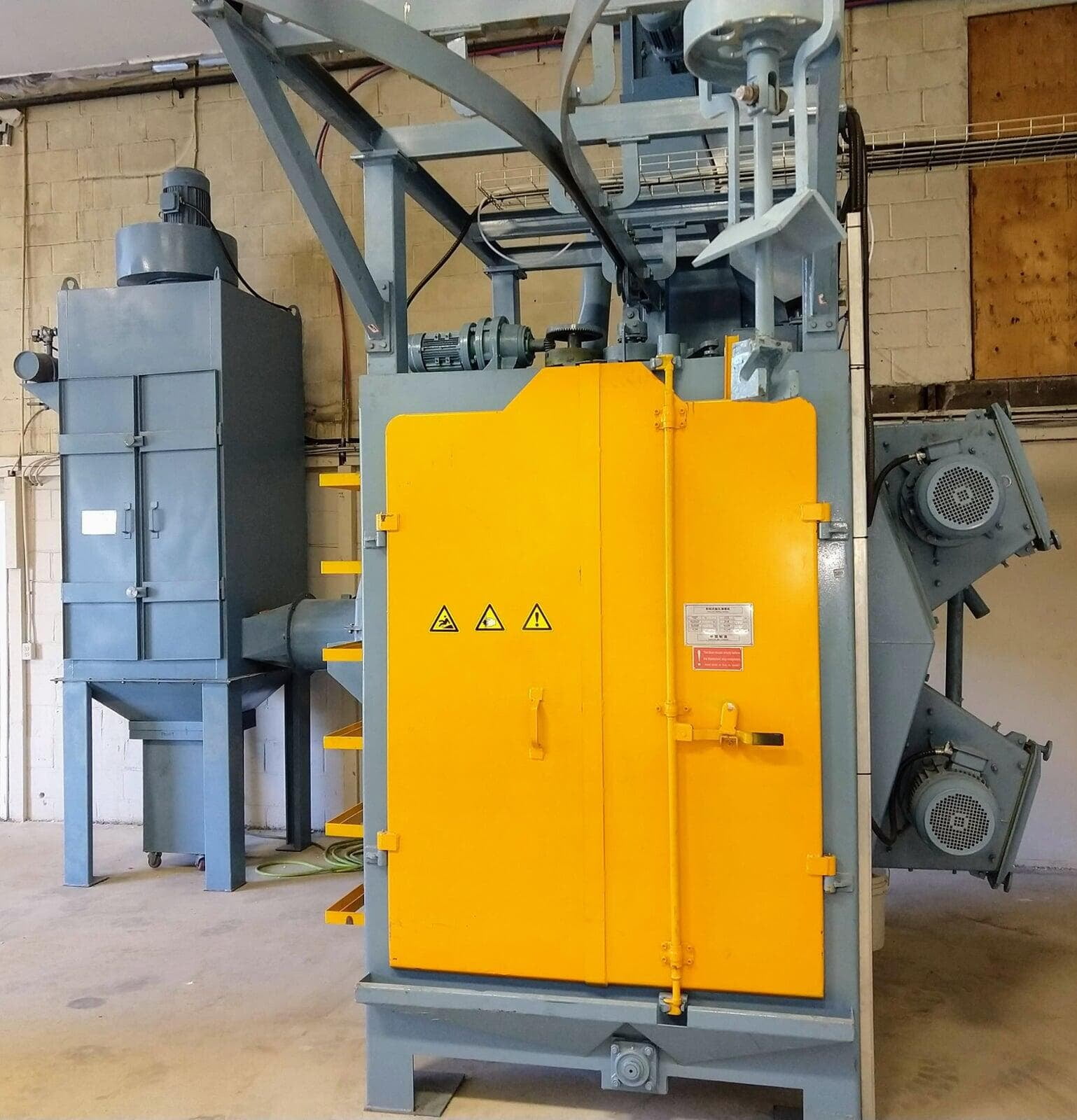 Y-Track Spinner Hanger Blast