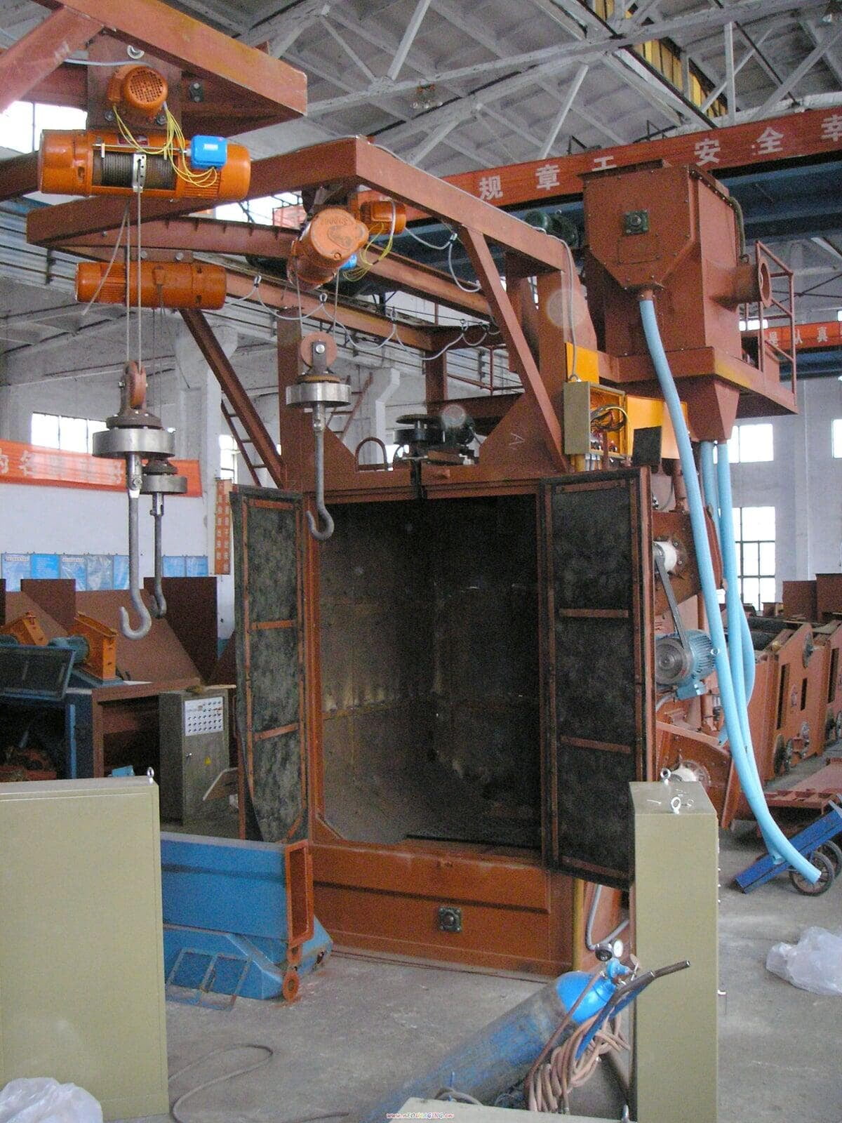 Spinner Hanger Blast